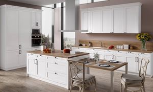 White Shaker Kitchen Cabinet